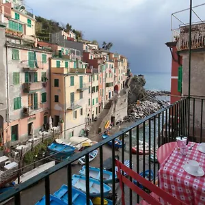 Il Porticciolo , Riomaggiore Italy