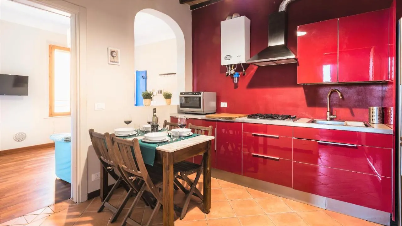Hostly - La Pera Suite Apartment - 2 Bedrooms, Full Center Pisa Italia