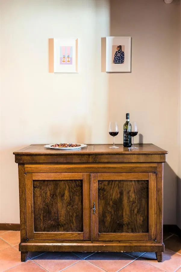 Hostly - La Pera Suite Apartment - 2 Bedrooms, Full Center Pisa